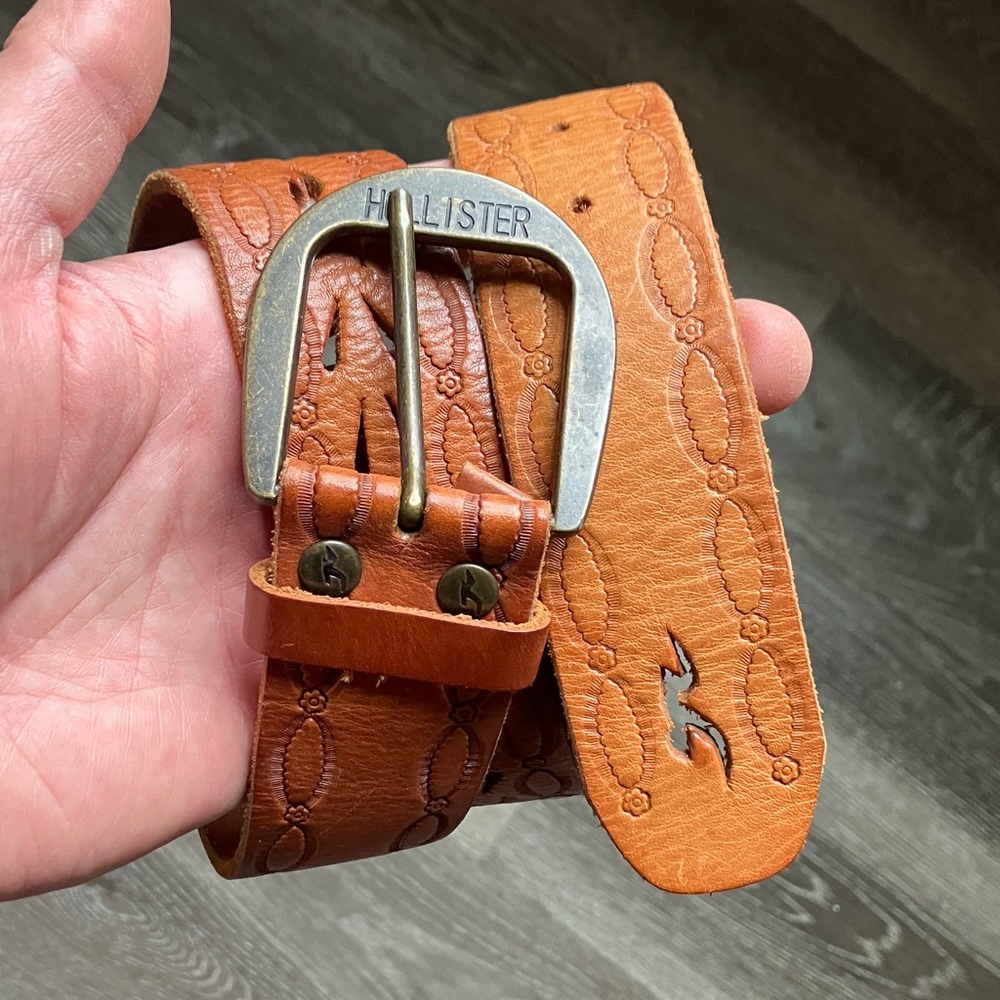 Hollister brown leather  belt